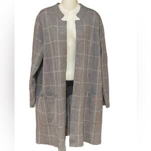 Tahari Womens Size 1X Gray Duster Style Sweater in Windowpane pattern